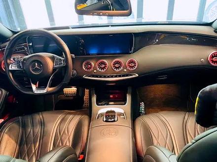 벤츠 S65 AMG 쿠페 송풍구 엠비언트. 전후석 송풍구 모두에 엠비언트 더하기.