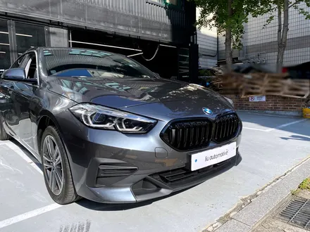 BMW F44 2시리즈 키드니 그릴. 블랙 키드니그릴 교체 후 모습 확인하세요.