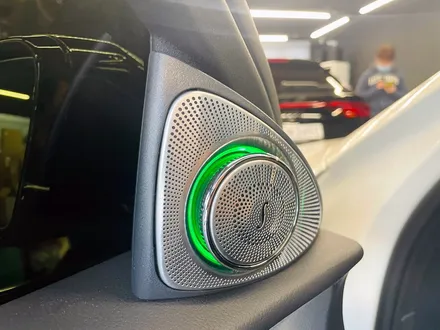 벤츠 W213 E250 E클래스 엠비언트 풀패키지. 송풍구 엠비언트 + 전동 트위터 세트.