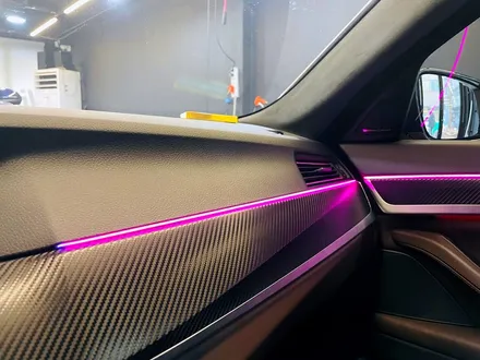 BMW F10 5시리즈 리츠 스마트 엠비언트 2세대. 업그레이드 된 2세대 엠비언트.