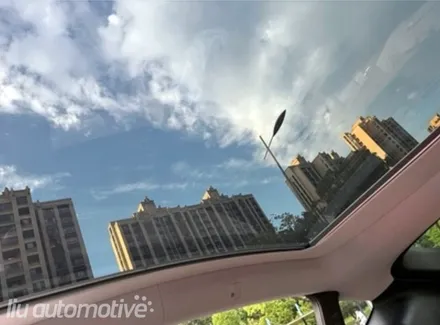테슬라 모델3 모델Y 루프  폴딩 스크린 설치.