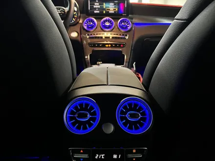 벤츠 GLC 63AMG 엠비언트 풀패키지.