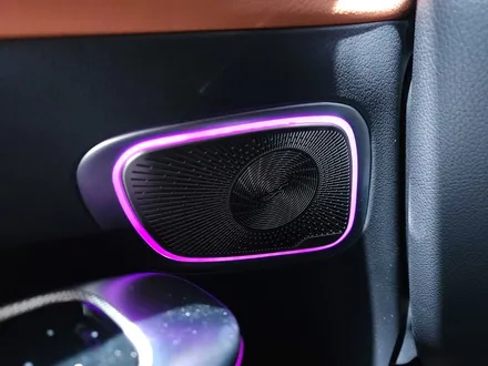 벤츠 2024 GLC 4D부메스터 + 도어 미드레인지 엠비언트