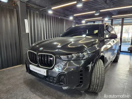 BMW X5 페이스리프트 아이코닉글로우 그릴 + 카본패키지.