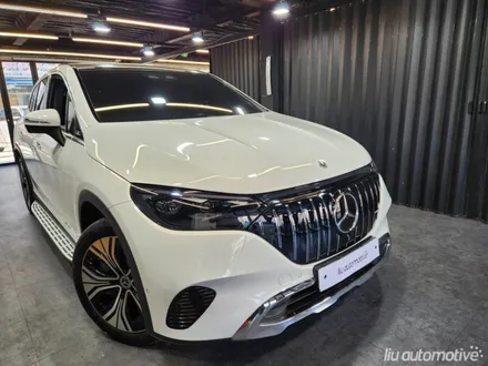 벤츠 EQE SUV 정품 세로그릴 + 운전석 R버튼 부품 교체.