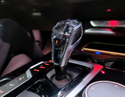 BMW G02 X4 크리스탈 기어노브 스타트 시동버튼 세트. 화려하고 고급스러운 분위기 장착.