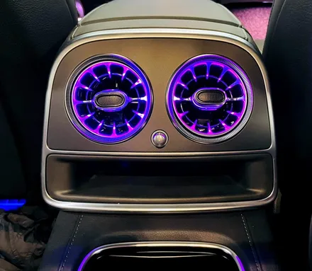 벤츠 S65 AMG 쿠페 송풍구 엠비언트. 전후석 송풍구 모두에 엠비언트 더하기.