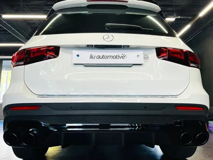 벤츠 GLB200d 45AMG 타입 디퓨저 세트. AMG 리어 디퓨저로 완성되는 뒷모습.