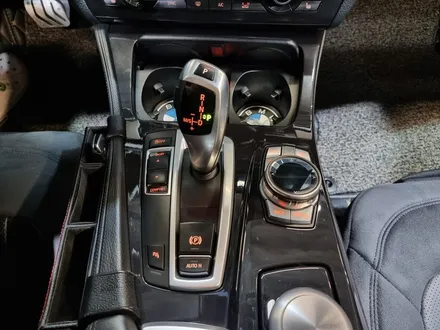 BMW F10 5시리즈 크리스탈 기어봉 교체.