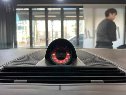 포르쉐 971 파나메라 크로노 레드 컬러 교체 변경.