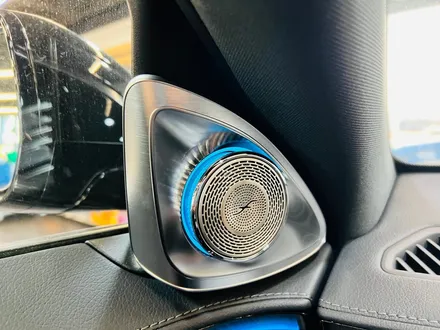 벤츠 W223 S클래스 순정부품 부메스터 4D + 액티브엠비언트.
