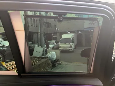 BMW iX3 그릴 교체 + 선쉐이드 시공 설치.