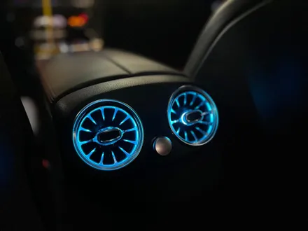 벤츠 W205 C63 AMG 송풍구 엠비언트 시공.