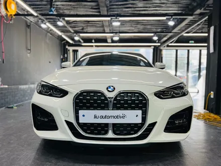 BMW G22 4시리즈 쿠페 블랙팩 그릴 교체.
