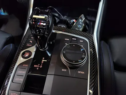BMW G20 3시리즈 LCI 토글 기어봉 -> 크리스탈 기어봉 변경 교체 작업.