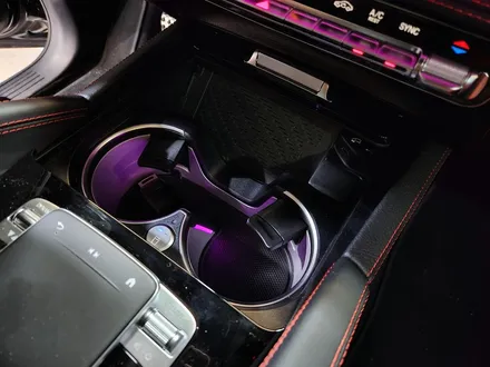 벤츠 GLE GLS 냉온 컵홀더 순정부품 시공.