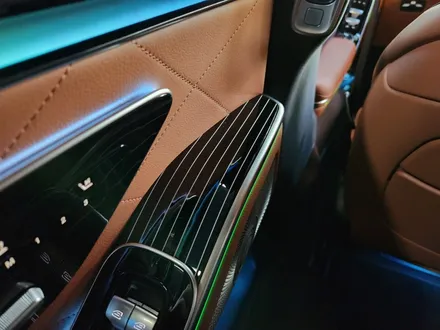 벤츠 W223 S클래스 액티브엠비언트 + 피아노트림 + 4D부메스터 순정부품.