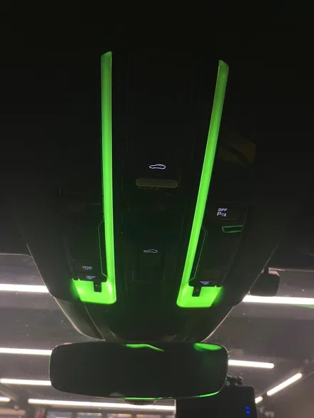 포르쉐 E3 카이엔 엠비언트 옵션. 엠비언트로 인테리어 즐기기.
