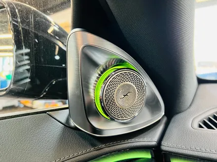 벤츠 W223 S클래스 순정부품 부메스터 4D + 액티브엠비언트.