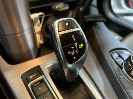 BMW F06 6시리즈 크리스탈 기어봉 교체 작업.
