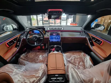벤츠 W223 S클래스 S400d 숏바디 액티브 엠비언트 시공.
