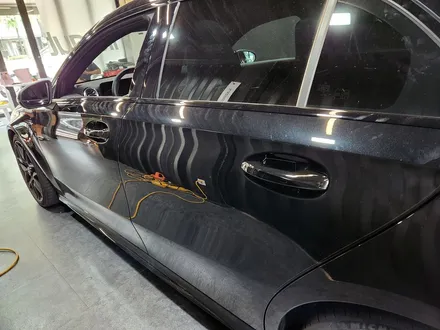 벤츠 W177 A45 AMG 블랙팩 엠블럼 교체 + 부분랩핑.