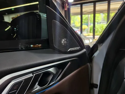 BMW i4 회오리트위터 + 기어패널 엠비언트 엠비언트 연동.