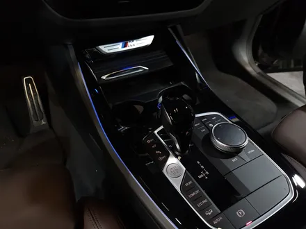 BMW X3 교체식 스포일러 + 기어패널 엠비언트 G01.