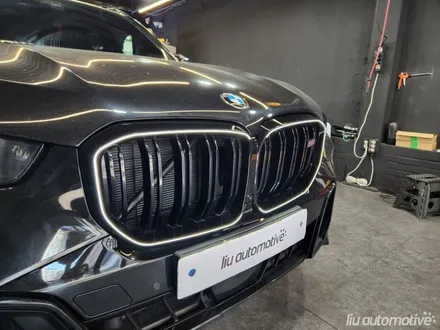 BMW X5 페이스리프트 아이코닉글로우 그릴 + 카본패키지.