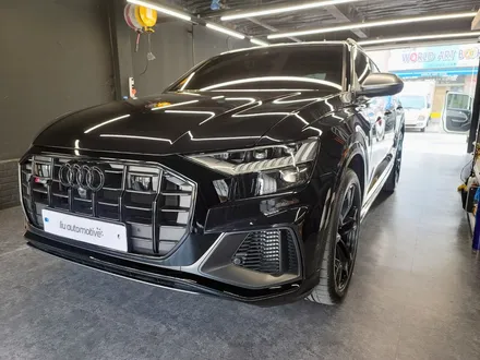 아우디 SQ8 프론트립. SQ8 더욱 웅장한 느낌.