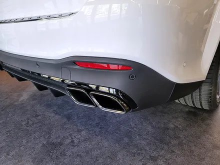 벤츠 신형 GLS AMG GLS63 타입 리어 디퓨저. AMG 리어 디퓨저로 새로워지는 뒷모습.