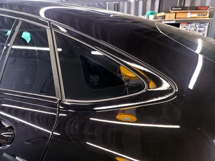 벤츠 GLC 블랙팩 크롬죽이기. 후방 램프까지 나이트 필름으로.