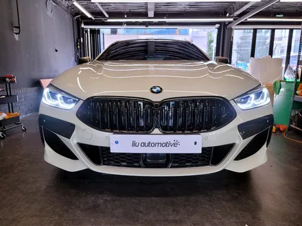 BMW 8시리즈 그란쿠페 프론트 카본 카나드. 작지만 확실한 변화.