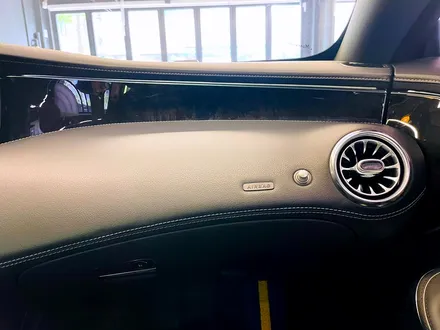 벤츠 S63 AMG 쿠페 송풍구 엠비언트 패키지. 엠비언트 송풍구로 인테리어 드레스업.