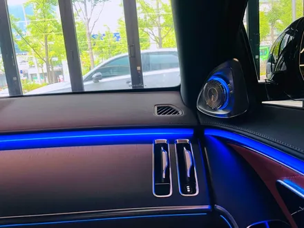 벤츠 W223 신형 S클래스 부메스터 4D 트위터 순정부품. 순정 시공으로 만나보는 신형 S클래스 트위터.