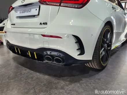 A45 AMG 빠진 옵션 블랙팩 파츠를 시공해 보았습니다.