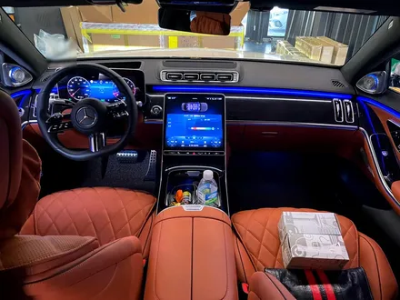 벤츠 신형 S클래스 S400d 정품 부메스터 트위터. 신형 S클래스의 탐나는 옵션.