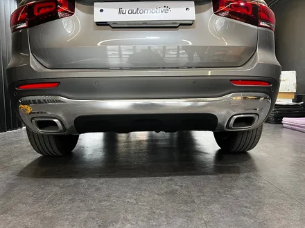 벤츠 GLB 45AMG 컨버전 디퓨저 세트. AMG 컨버전 시공 추천.