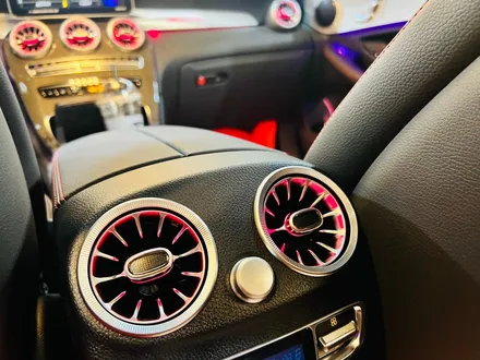 벤츠 GLC 43AMG 엠비언트 풀패키지 (송풍구+트위터 외).