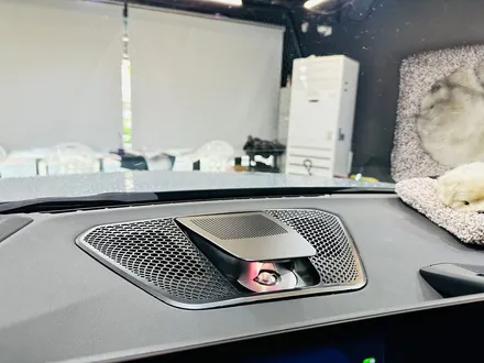 BMW i4 업다운 센터스피커.