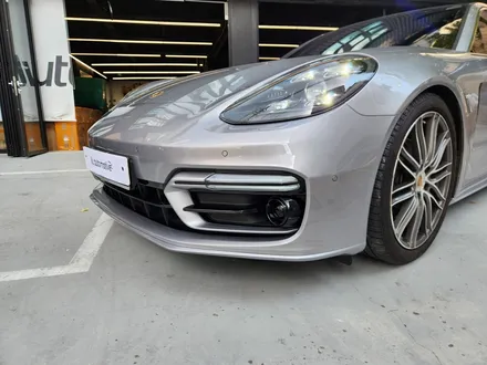 포르쉐 971 파나메라 GTS 바디킷 범퍼 파츠.