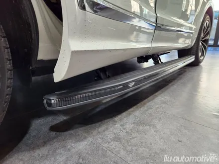 벤틀리 2025 벤테이가 범퍼 크롬망 교체 + 전동 사이드스텝.