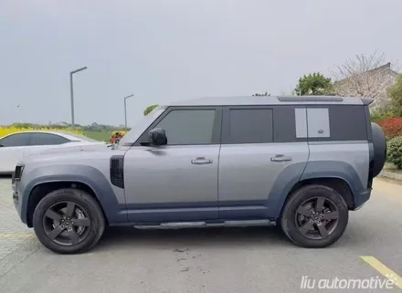 랜드로버 디펜더 OCTA 바디킷 파츠.