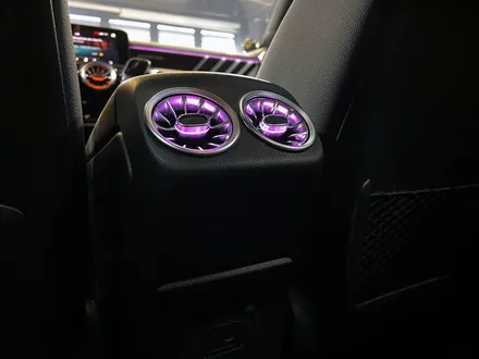 벤츠 C118 CLA45AMG 2열 후석 송풍구 설치 엠비언트 추가작업. 후석 송풍구 설치에 엠비언트까지.