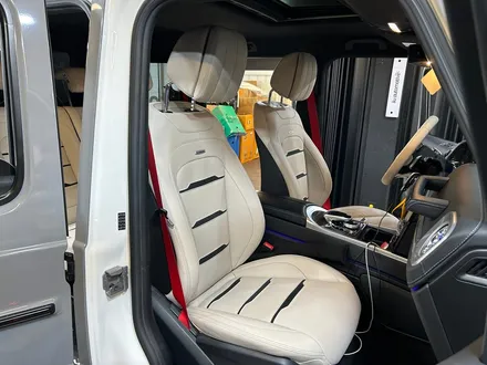 벤츠 G63 AMG 순정 베이지 시트 교체 작업 지바겐.