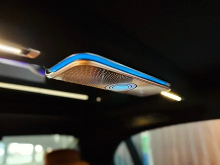 벤츠 W223 S클래스 액티브엠비언트 + 부메스터 + 천장부메스터.