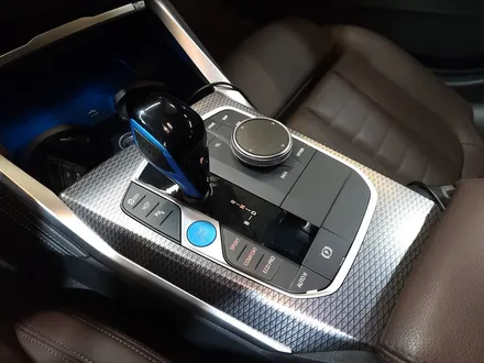 BMW i4 실내 카본 인테리어 + 리츠 광각미러 + 크리스탈 기어노브 세트.