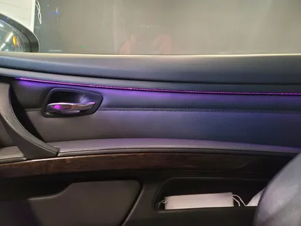 BMW E93 M3 리츠 스마트 엠비언트. 변화가 필요한 차에 필수 시공.