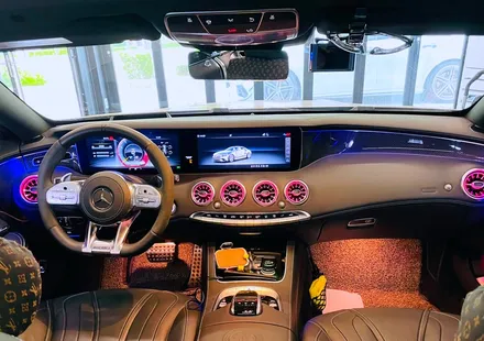 벤츠 S65 AMG 쿠페 송풍구 엠비언트. 전후석 송풍구 모두에 엠비언트 더하기.