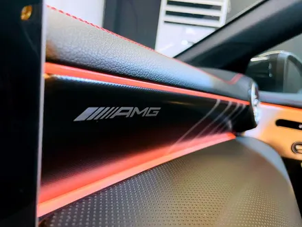 벤츠 C118 CLA 엠비언트 AMG 패키지. 미드레인지 스피커 + AMG 바 엠비언트 + AMG 핸들커버.